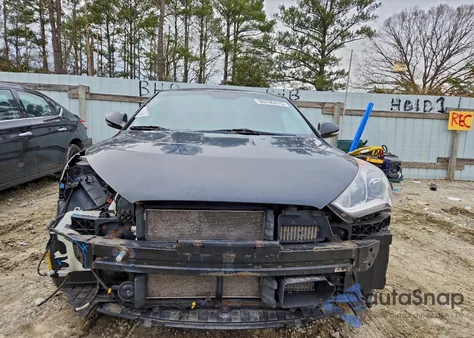 2015 Hyundai Veloster Turbo z USA, uszkodzony, nr VIN KMHTC6AE1FU233044